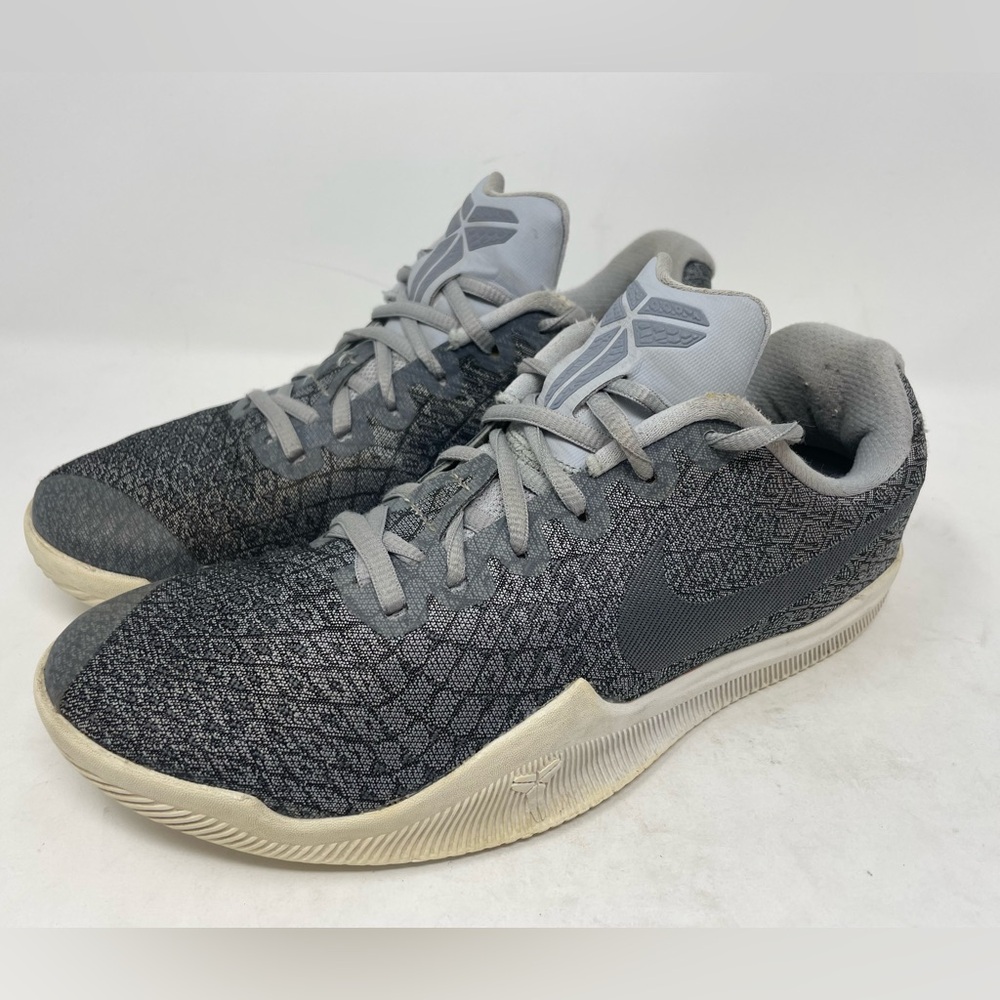 Nike Kobe Mamba Instinct “Pure Platinum” Mens size 8 shoes 852473-002